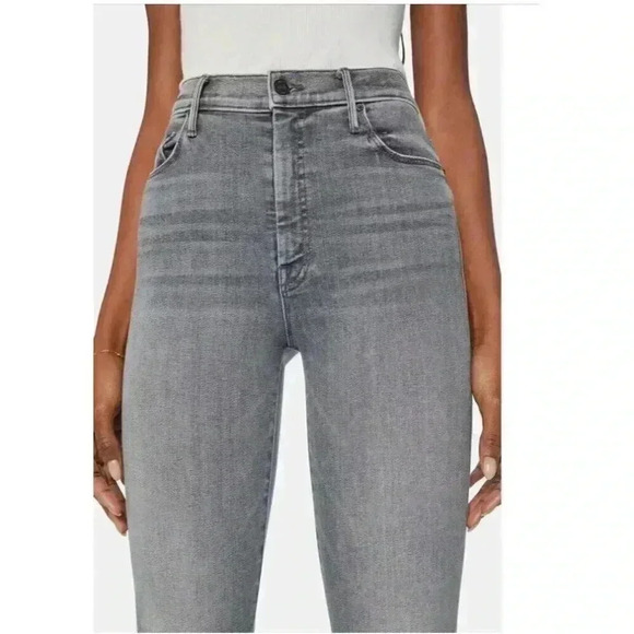 Mother High Waisted Weekender Skimp Northern Light Gray Size 29 Bootcut Cropped - Picture 5 of 15